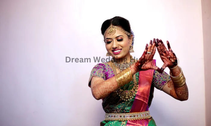 Sneham Makeovers Beauty